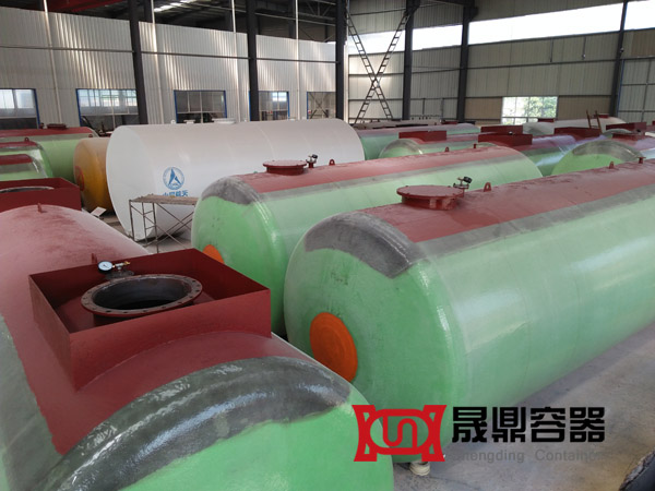 雙層罐堆放區(qū)